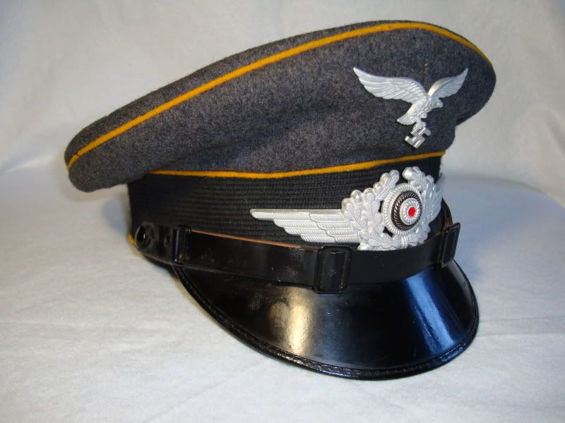 LuftwaffeNCOVisorCap-01cbyGAHoffman.jpg