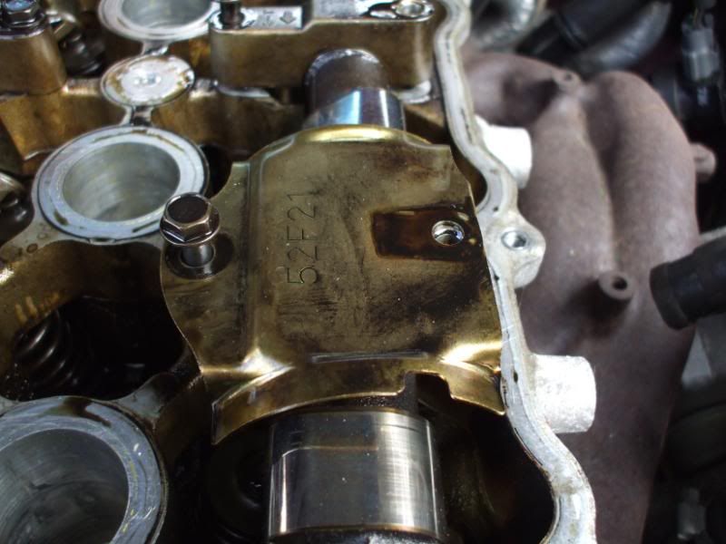 When fitting rocker arm stoppers to a SR20DET