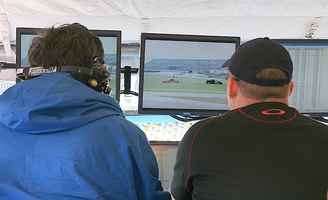 IMAGE: http://i43.photobucket.com/albums/e357/WhiskeyHotel/Daytona%202008/IMG_5078-1.jpg