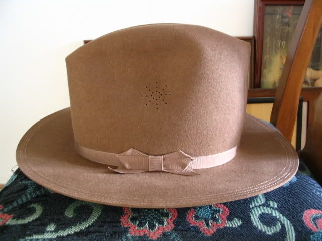 jt1898hat01.jpg