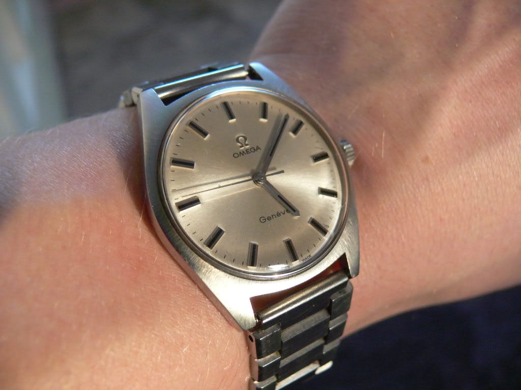 Men wearing "small" watches Page 9