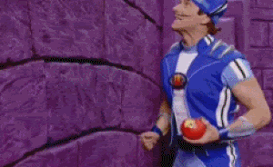 BenderShootSportacus.gif