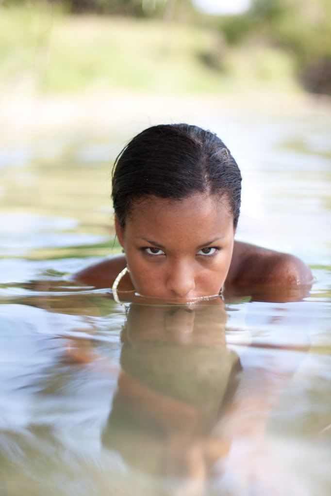 IMAGE: http://i43.photobucket.com/albums/e364/ditzieg13/IMG_6419-2.jpg