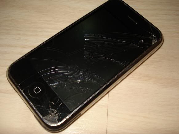 brokenphone.jpg