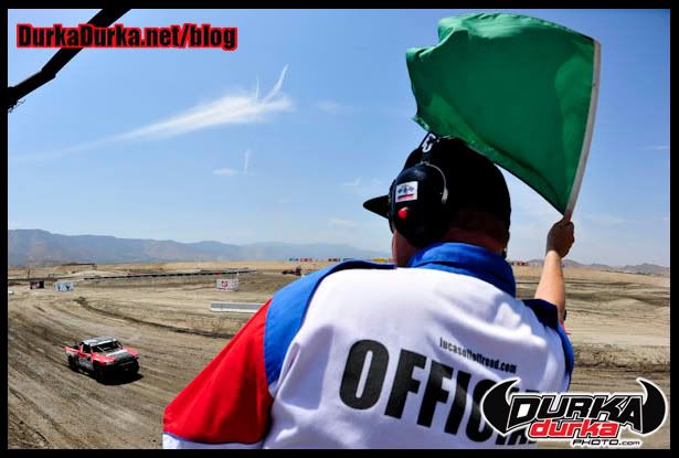 Jeff Ward gets the green flag during practice for Round 7.