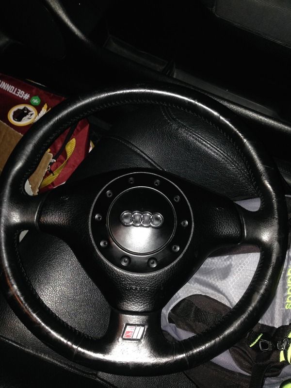 FS B5 S4 steering wheel with airbag {LOS ANGELES} VW Vortex Volkswagen Forum