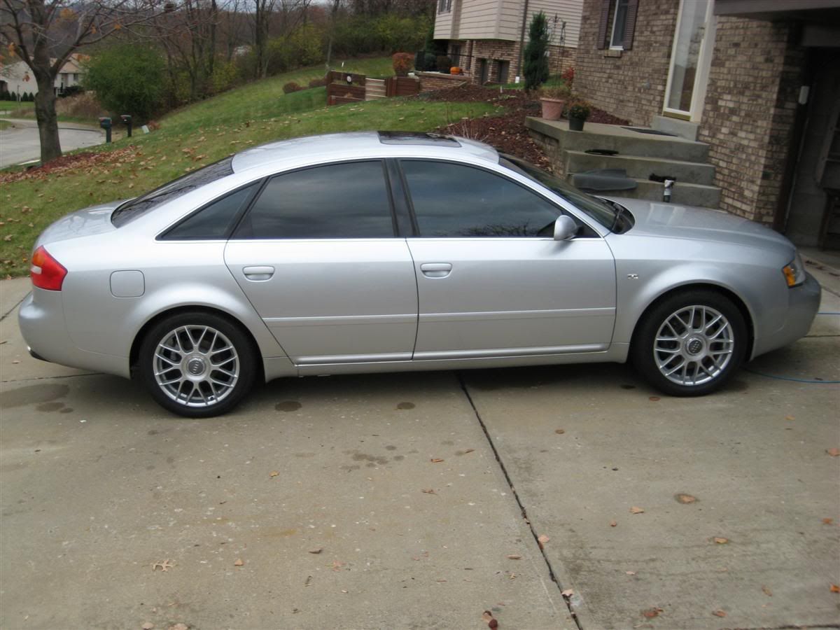 http://i43.photobucket.com/albums/e369/jholty/2002%20Audi%20A6/101608361Custom.jpg