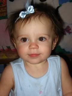 IMAGE: http://i43.photobucket.com/albums/e370/christyjo2/IMG_0582-1.jpg