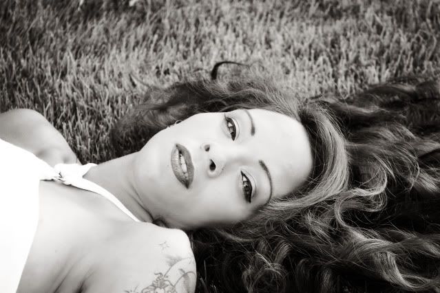 IMAGE: http://i43.photobucket.com/albums/e370/christyjo2/N_18bw.jpg