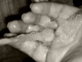 IMAGE: http://i43.photobucket.com/albums/e370/christyjo2/waterhand2.jpg