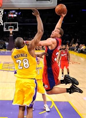 blake griffin posterize. to go to Blake Griffin for
