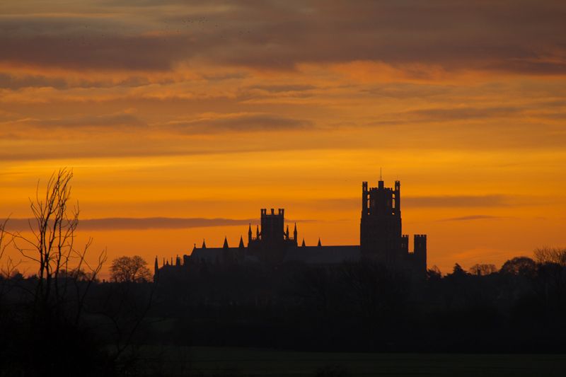 IMAGE: http://i43.photobucket.com/albums/e375/Exfangman/dawn11-1-12-7.jpg