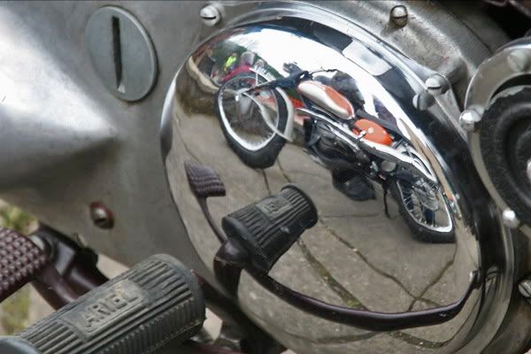 IMAGE: http://i43.photobucket.com/albums/e375/Exfangman/reflection-web.jpg