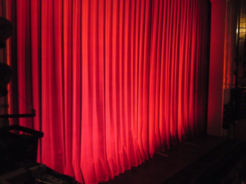Show Curtains