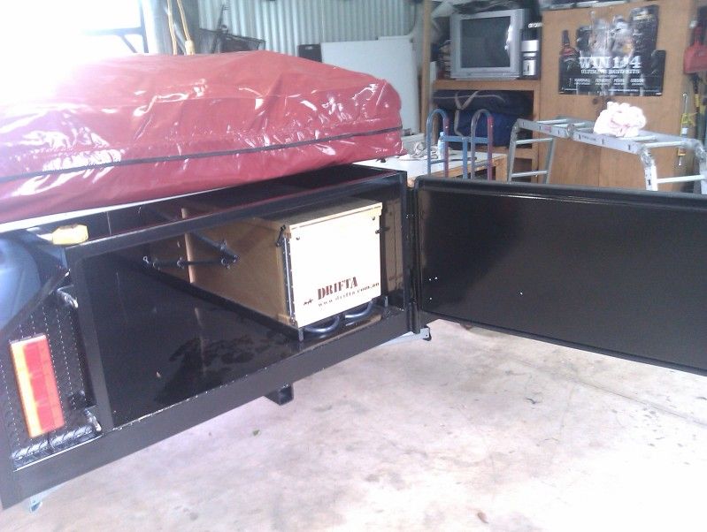 Building a camper trailer