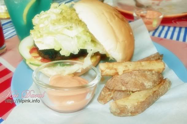 Flamoo Gourmet Burgers | Iligan City hotspot | review by lilpink - kai darul