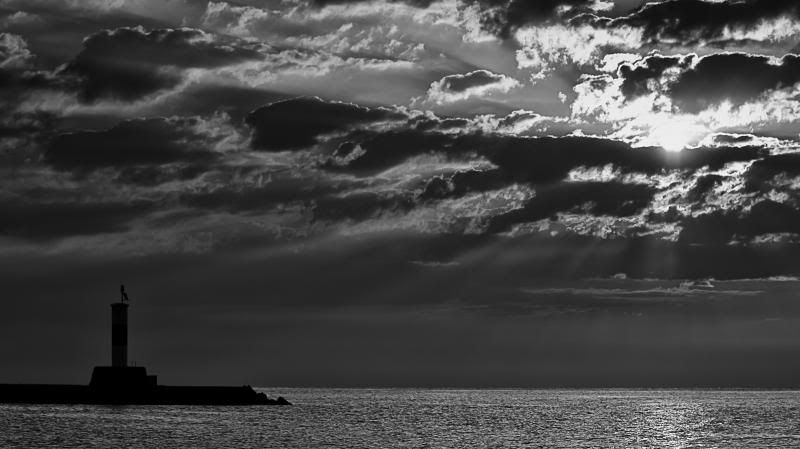 IMAGE: http://i43.photobucket.com/albums/e384/Wheniwake/IMG_9437-Edit.jpg