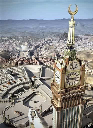 jam terbesar arab saudi
