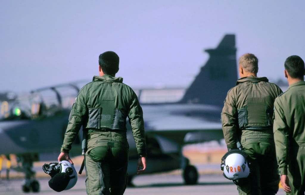 GripenPilots.jpg