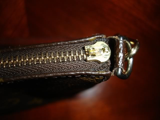 Where to fix the zipper pull on my LV? - AuthenticForum