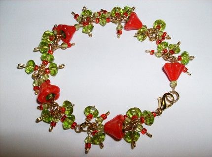 christmas wreath bracelet